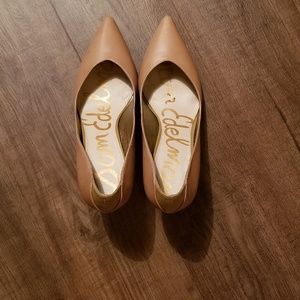 Sam Edelman leather pumps